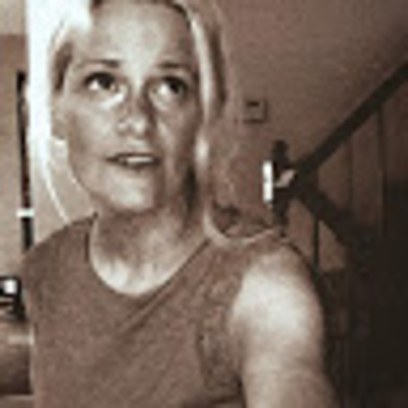 Meet your Posher, Molly - Picture 1 of 1